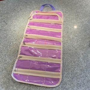 Zip & Velcro Organizer!